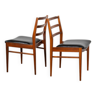 Pair of Dining Chairs made of teak and black leatherette, Tom Robertson for Mcintosh