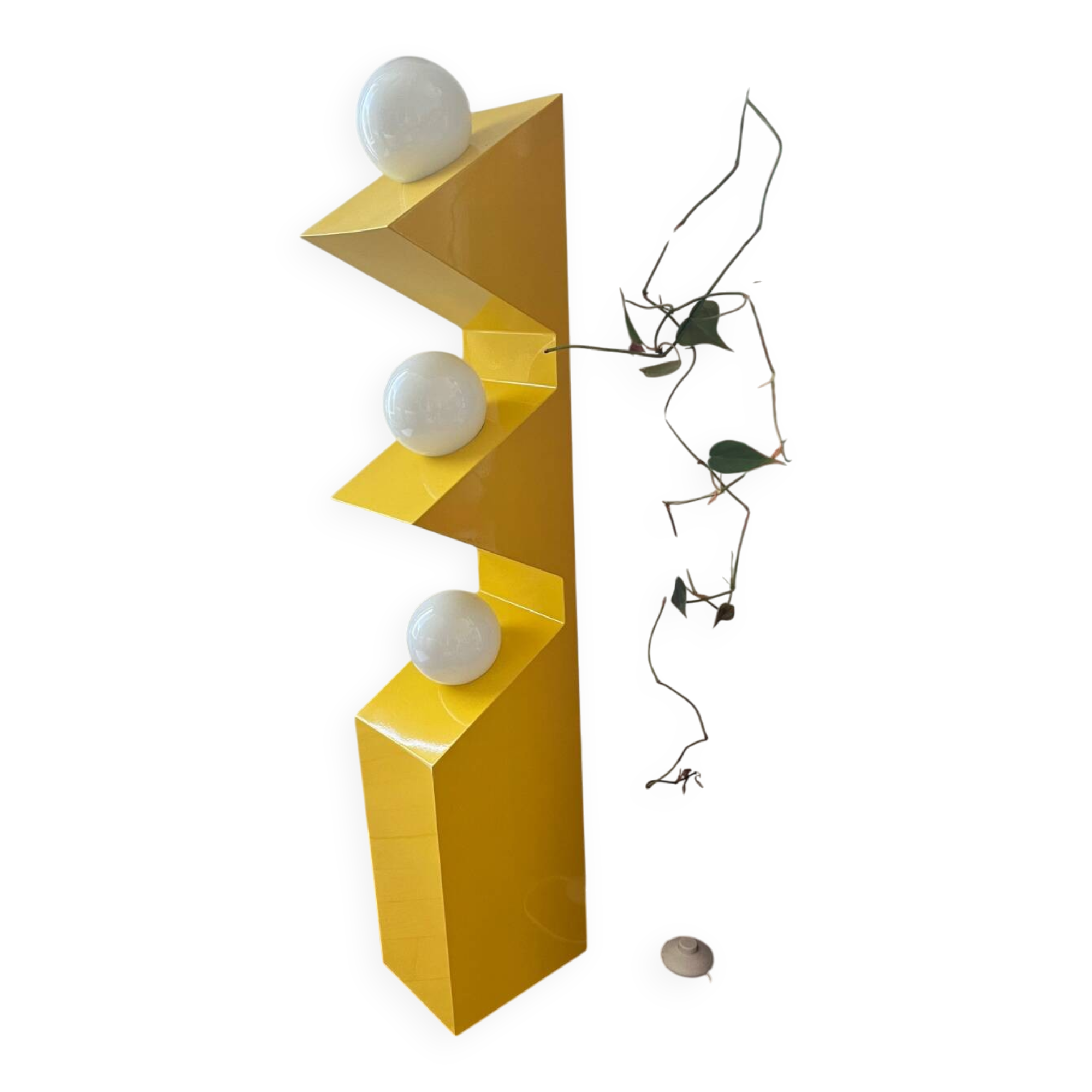 Axel Chay yellow floor lamp Monoprix