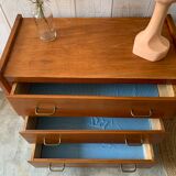 Vintage dresser