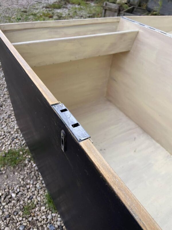 Coffre ancien en bois