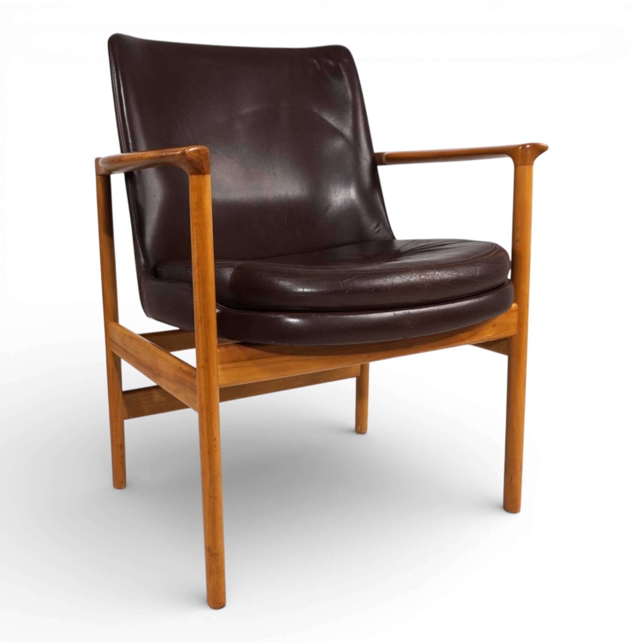 Fröscher leather armchair by Ib Kofod-Larsen, 1960