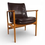 Fröscher leather armchair by Ib Kofod-Larsen, 1960