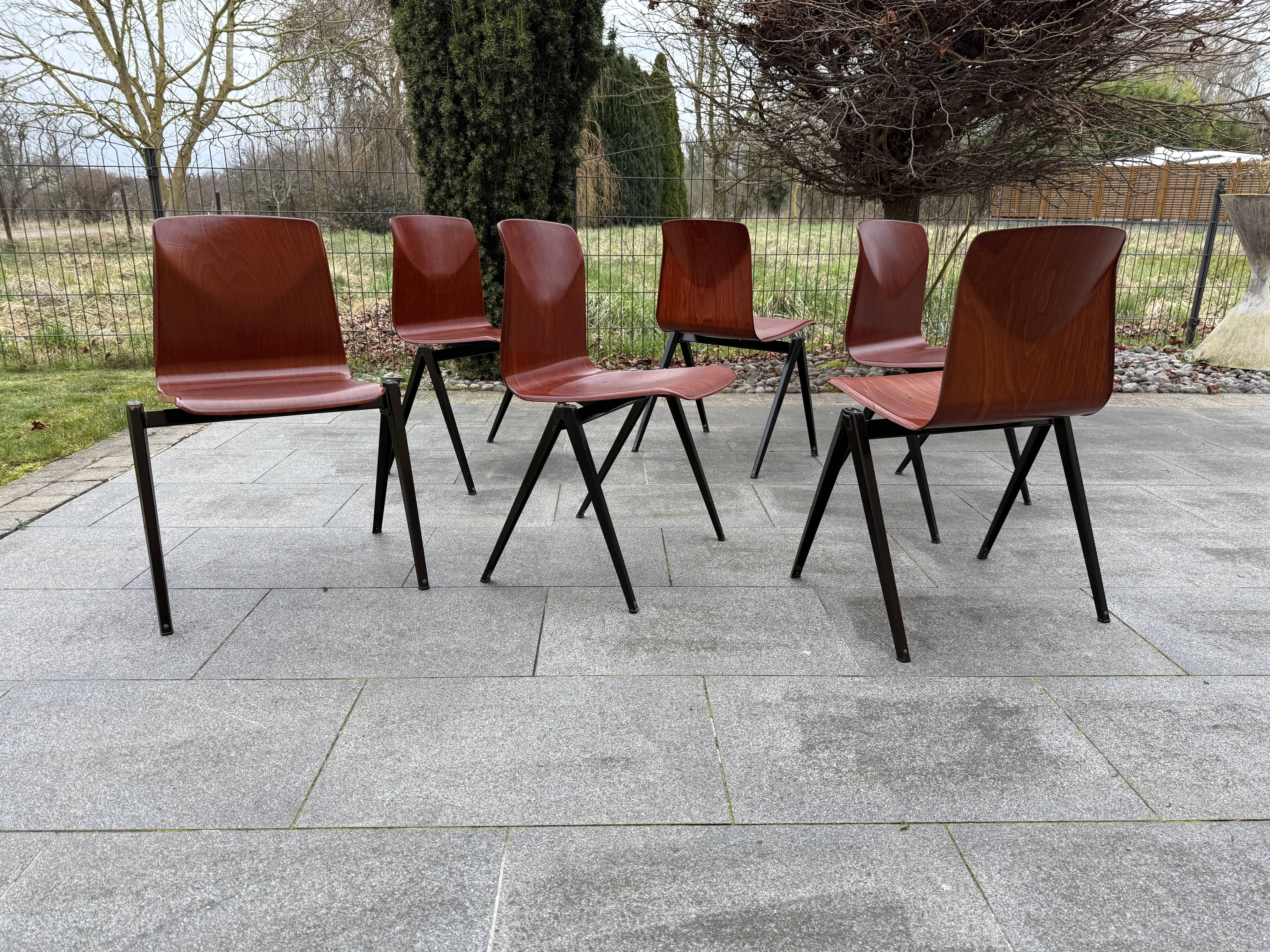 Set of 6 Galvanitas Thur chairs - Op -Seat model S22, 1960s