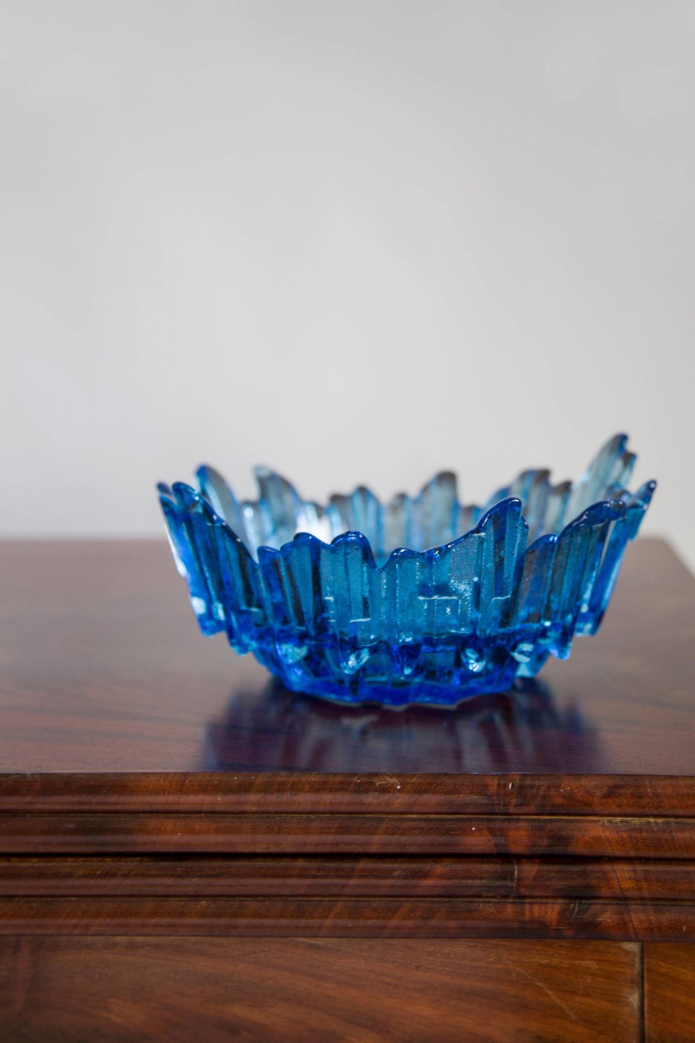 Vintage decorative plate in light blue glass, Italy, 1960s