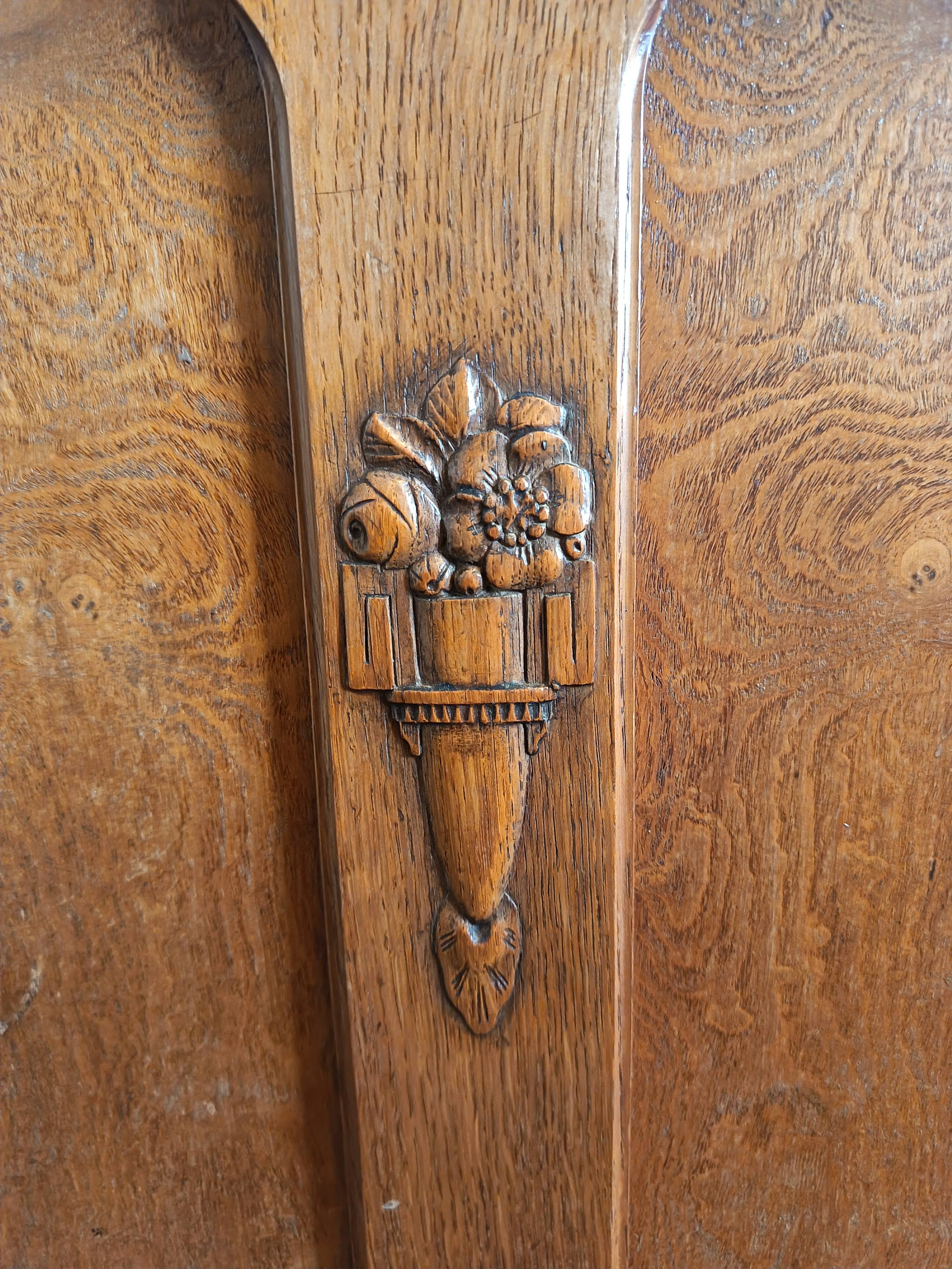 Art Deco sideboard or bedside table