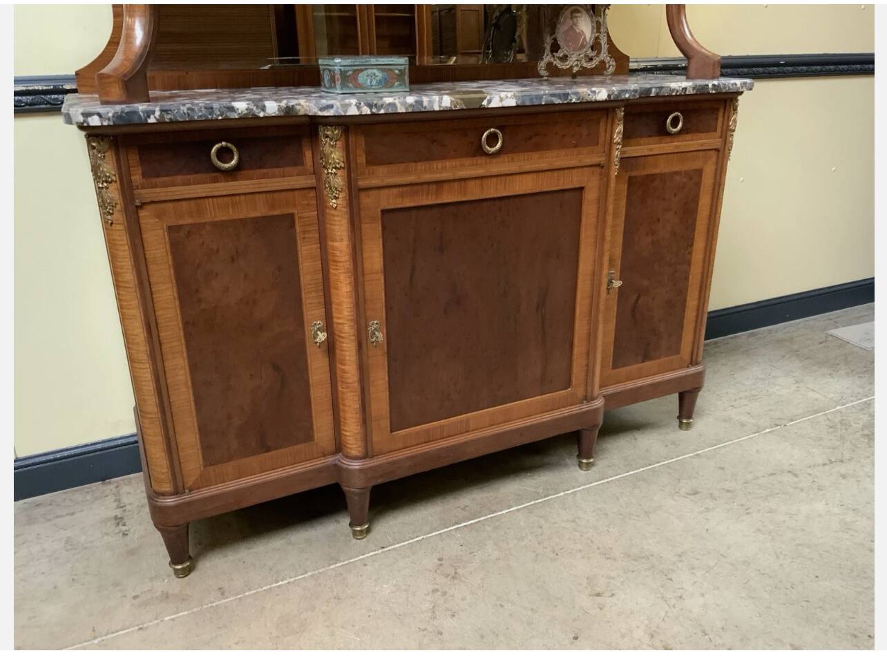 Antique Art Nouveau sideboard, display cabinet, sideboard - Bronze