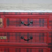 Commode Victorienne avec Revêtement Tartan et Plateau en Marbre