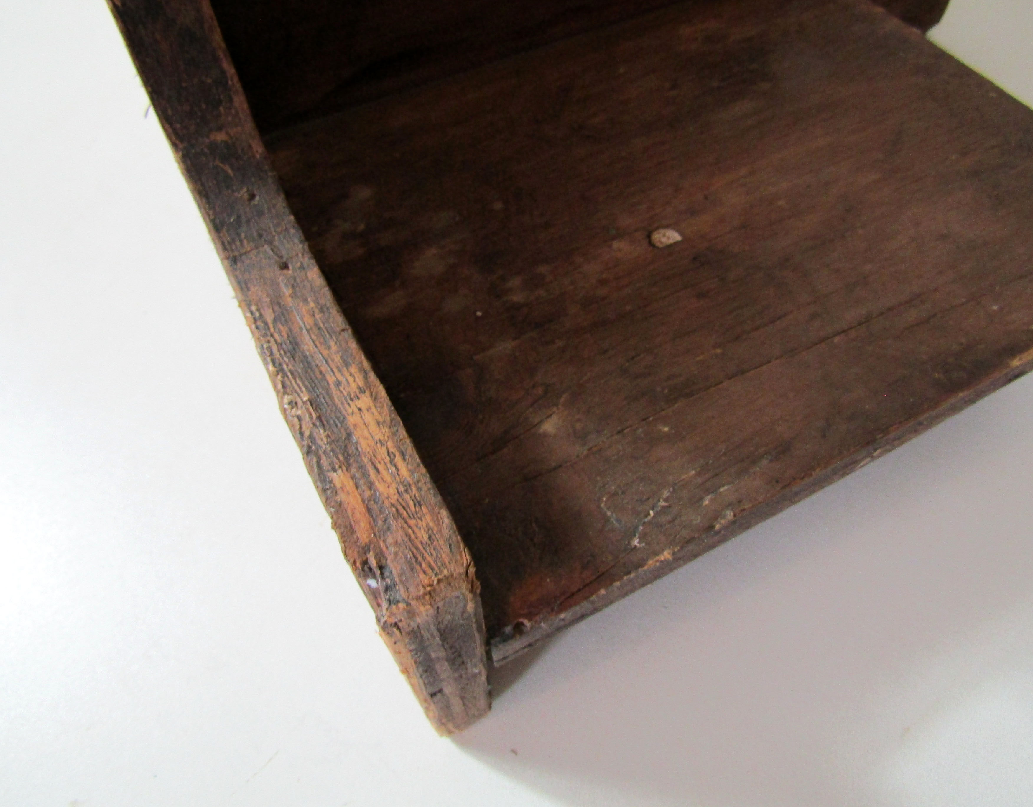 Ancienne étagère en bois format atypique