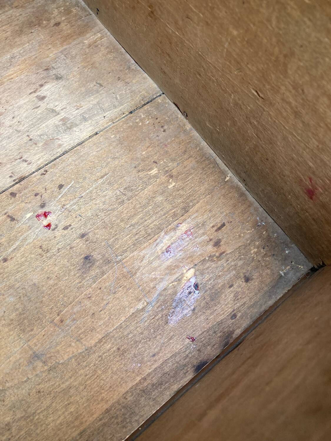 Antique chest of drawers