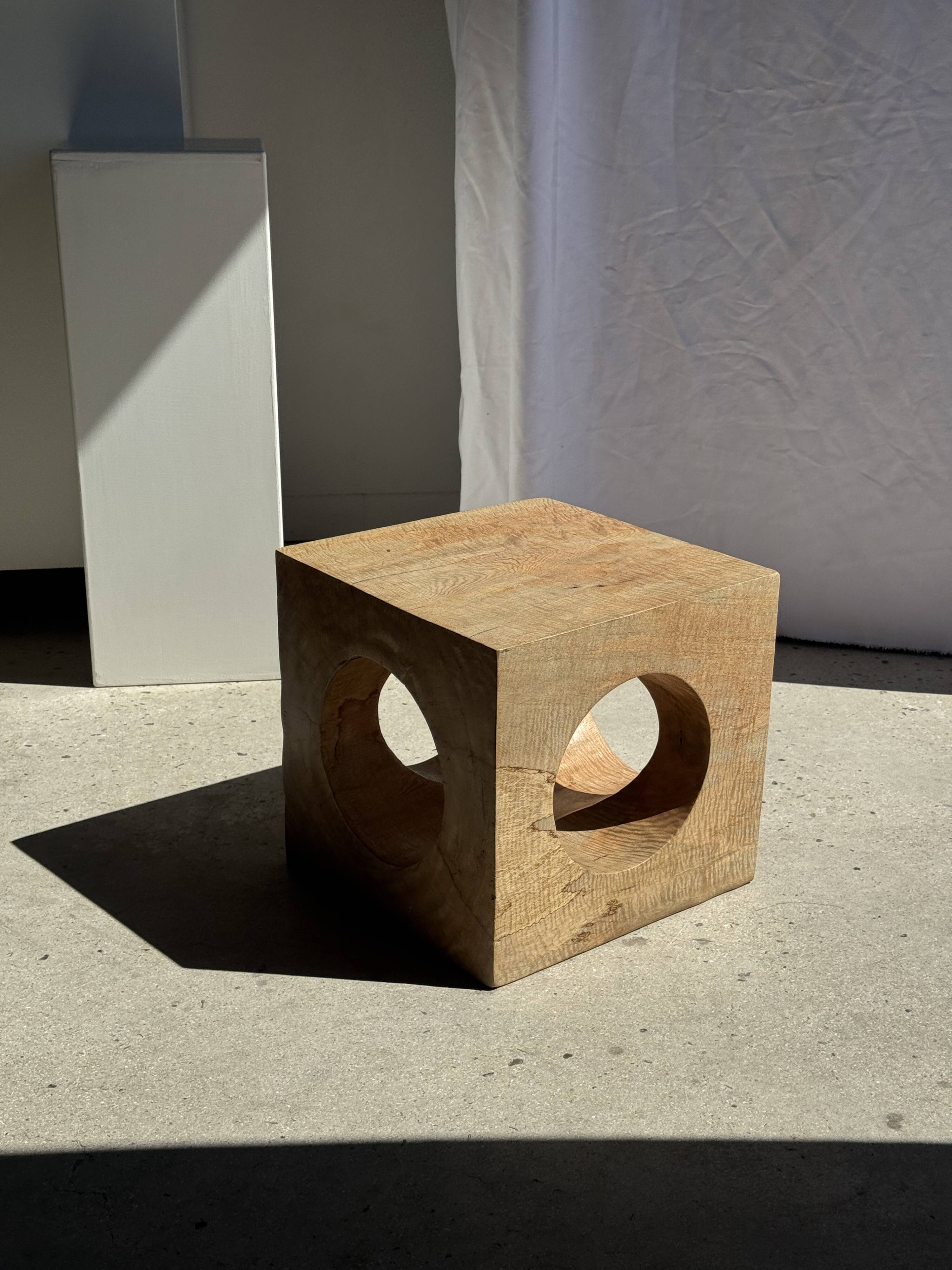 Coffee table, or openwork cubic stool in natural monoxyle mango wood H40.