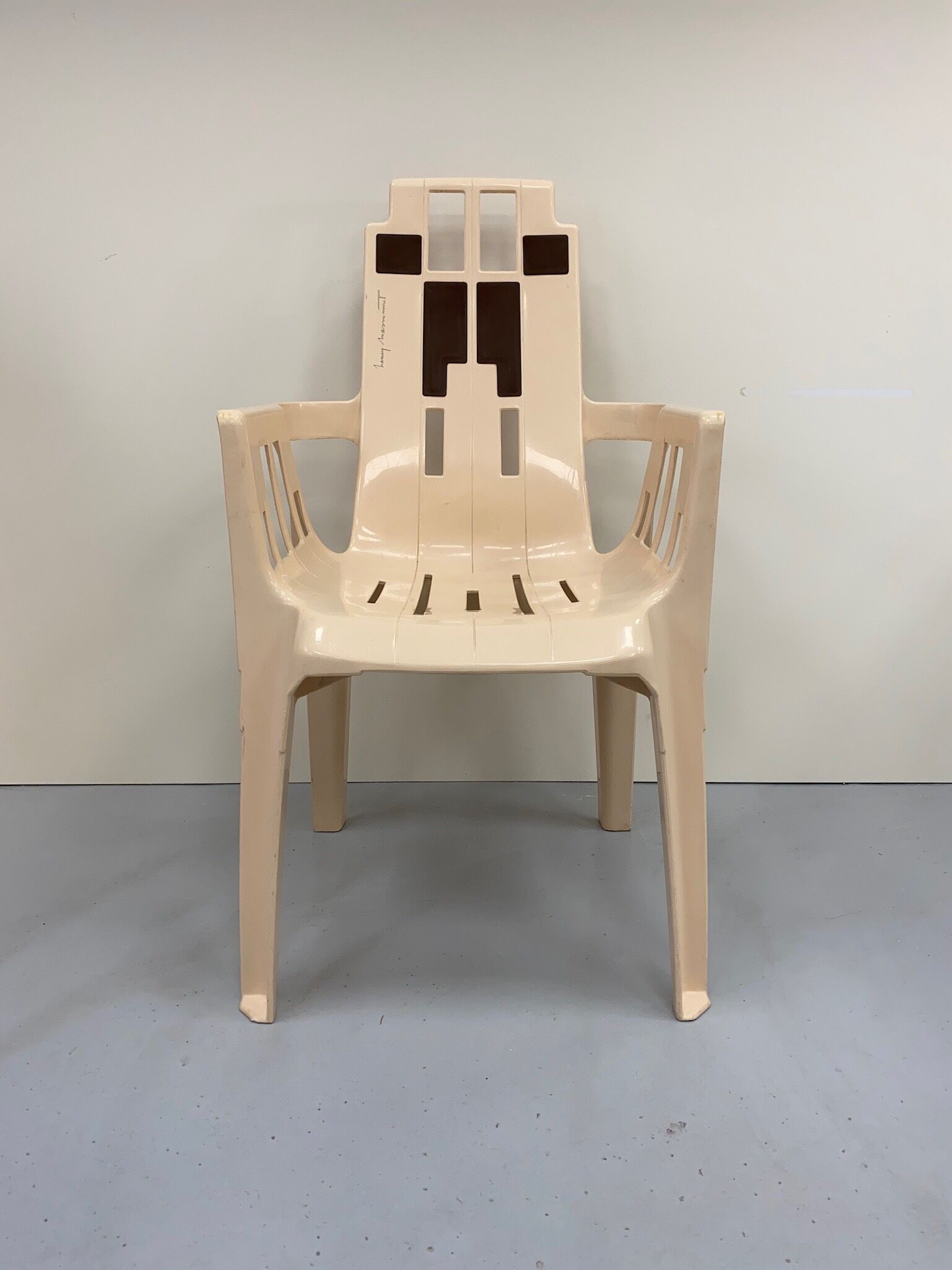 Boston chairs by Pierre Paulin for Stamp