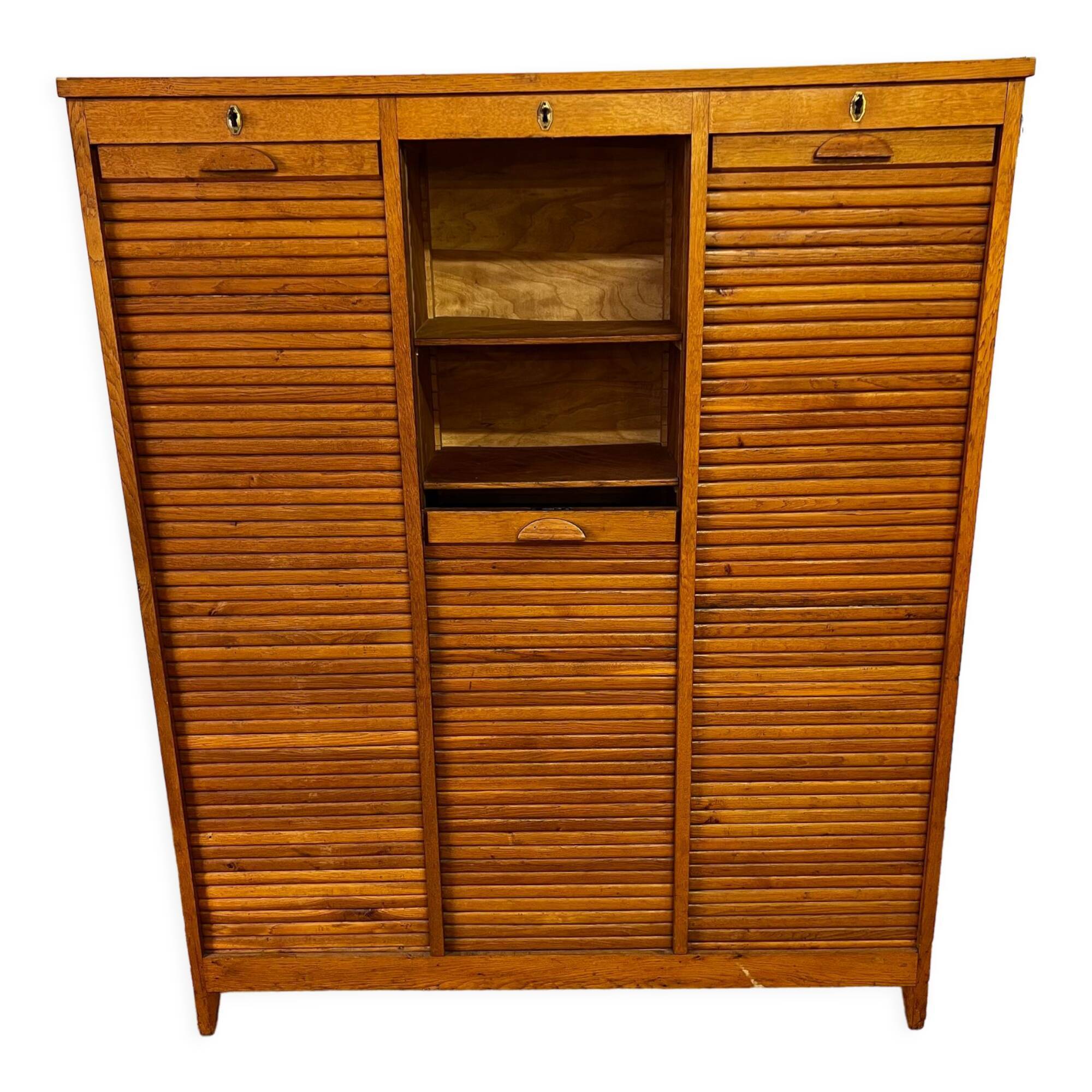 Curtain cabinet 3 columns