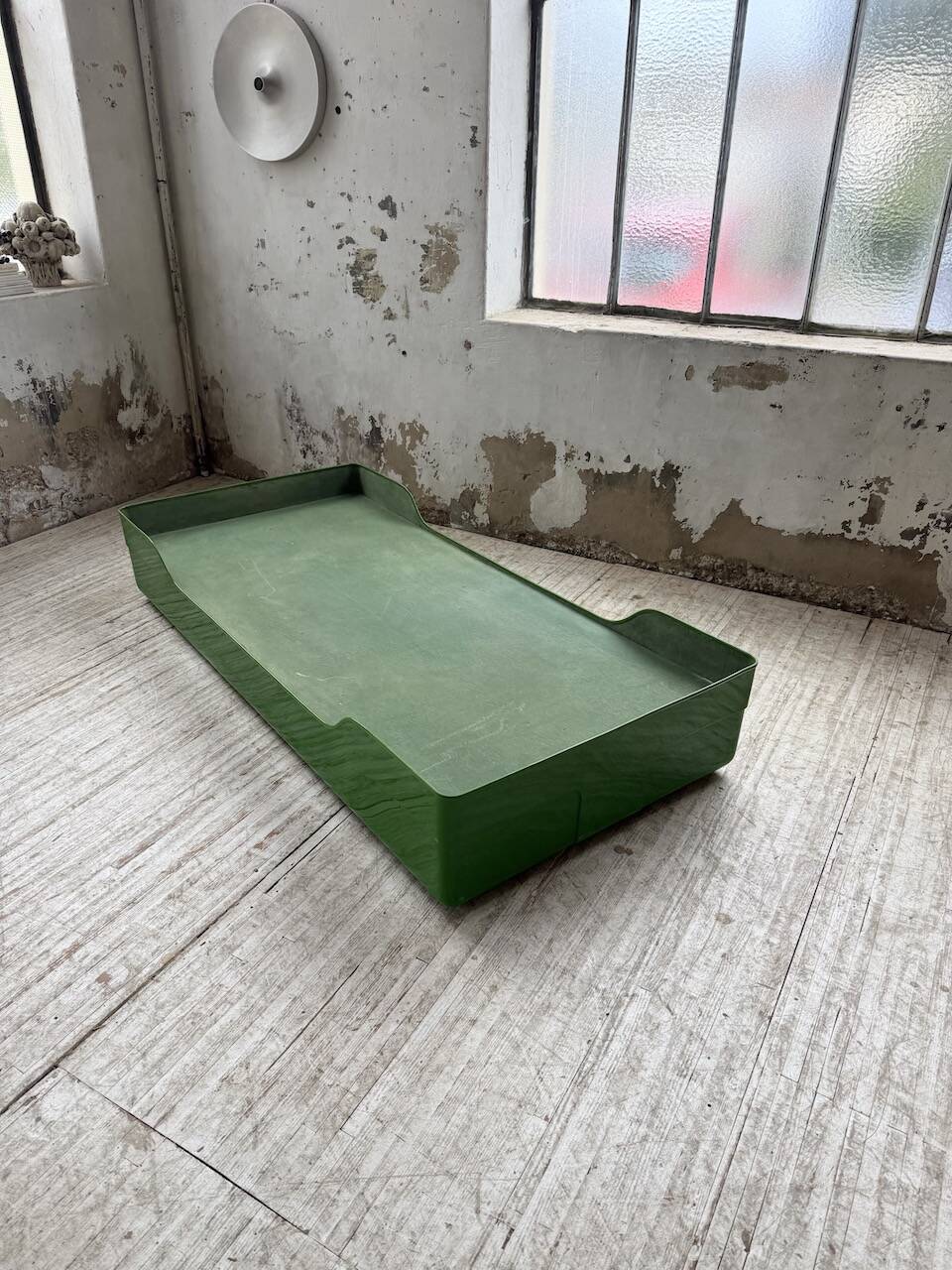 Ozoo single bed by Marc Berthier for Roche Bobois, 1967