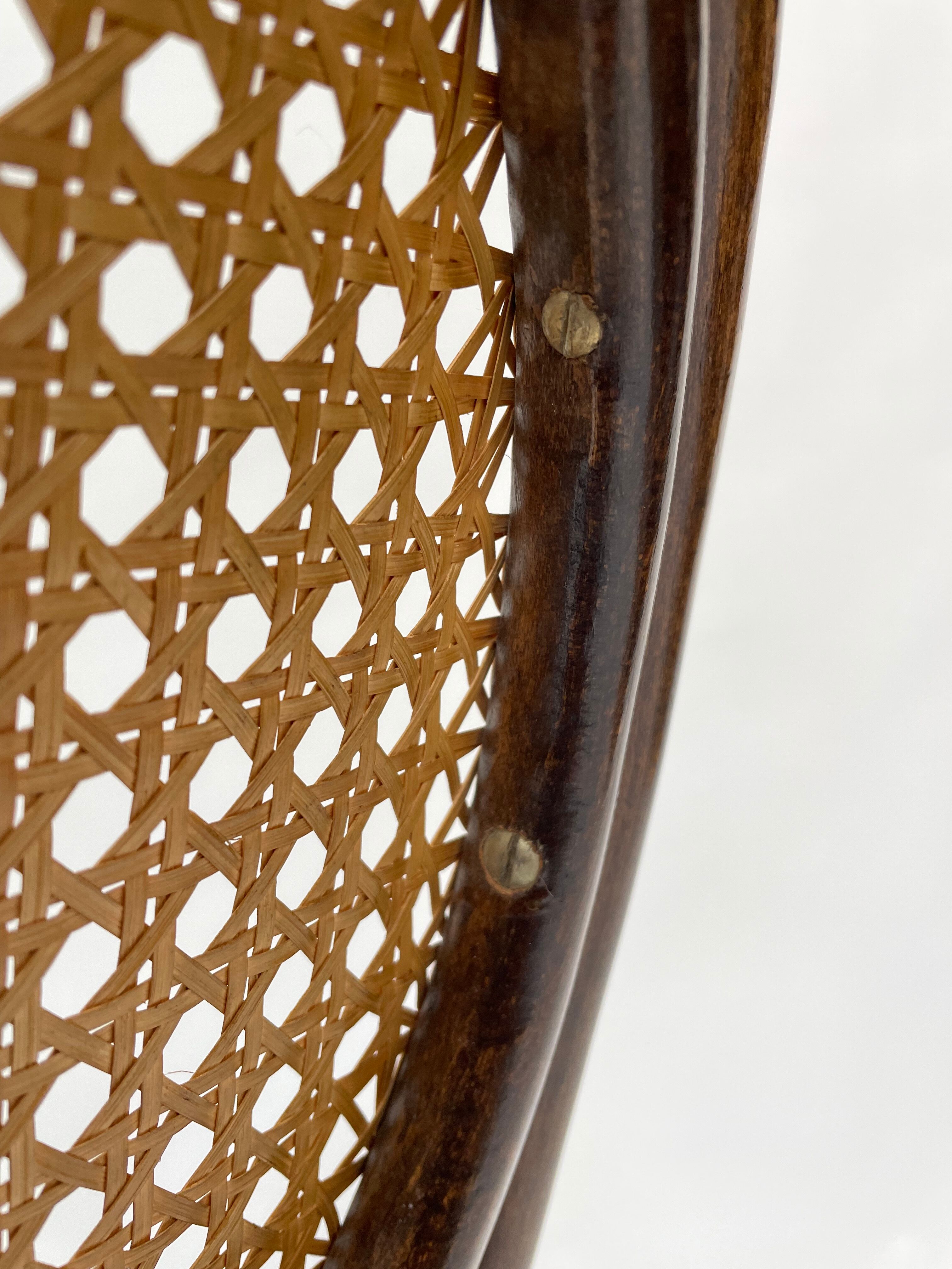 Ensemble vintage de quatre chaises Michael Thonet ZPM Radomsko Design