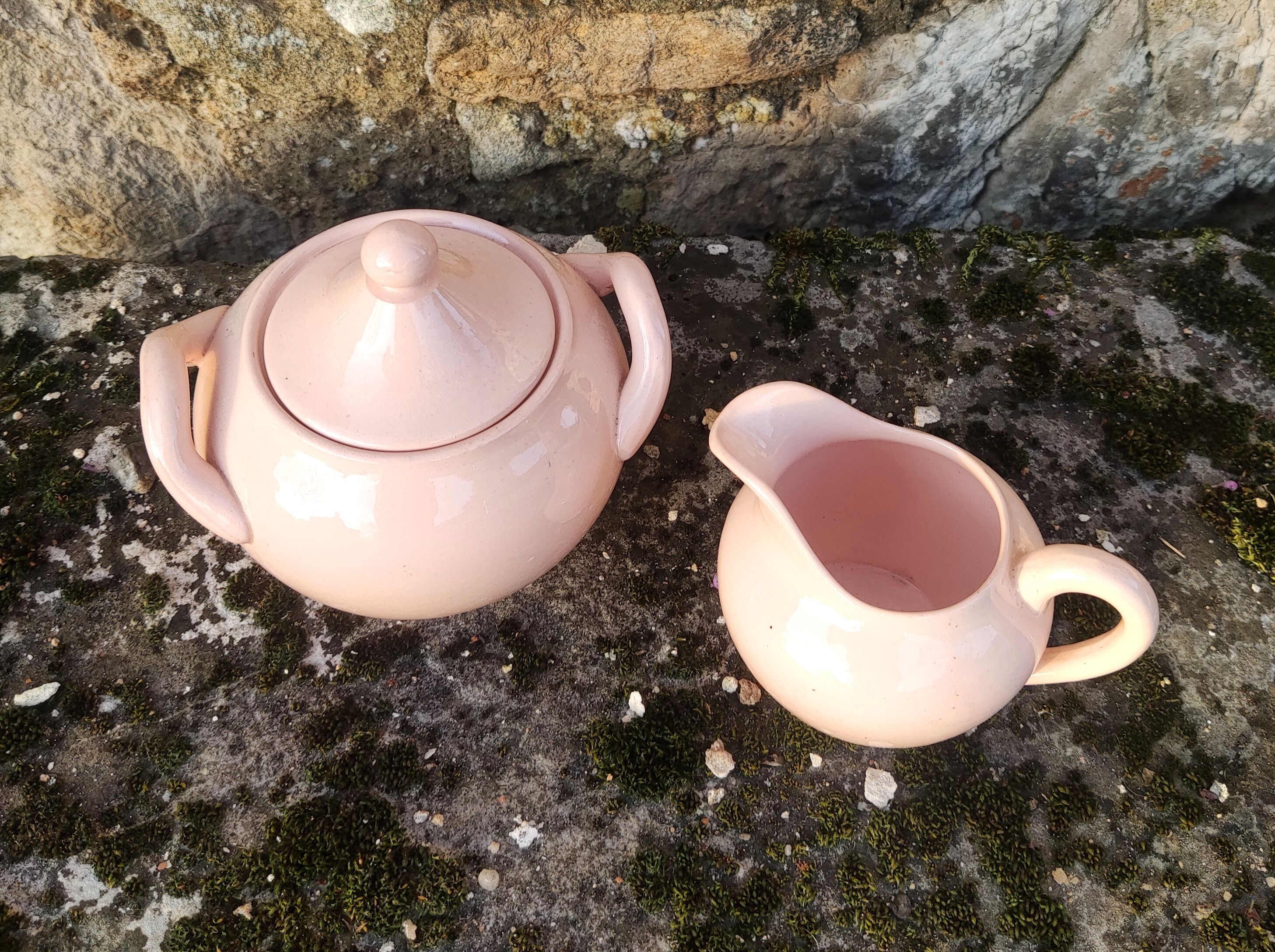 Sweeten and creamer Digoin Sarreguemines powder pink