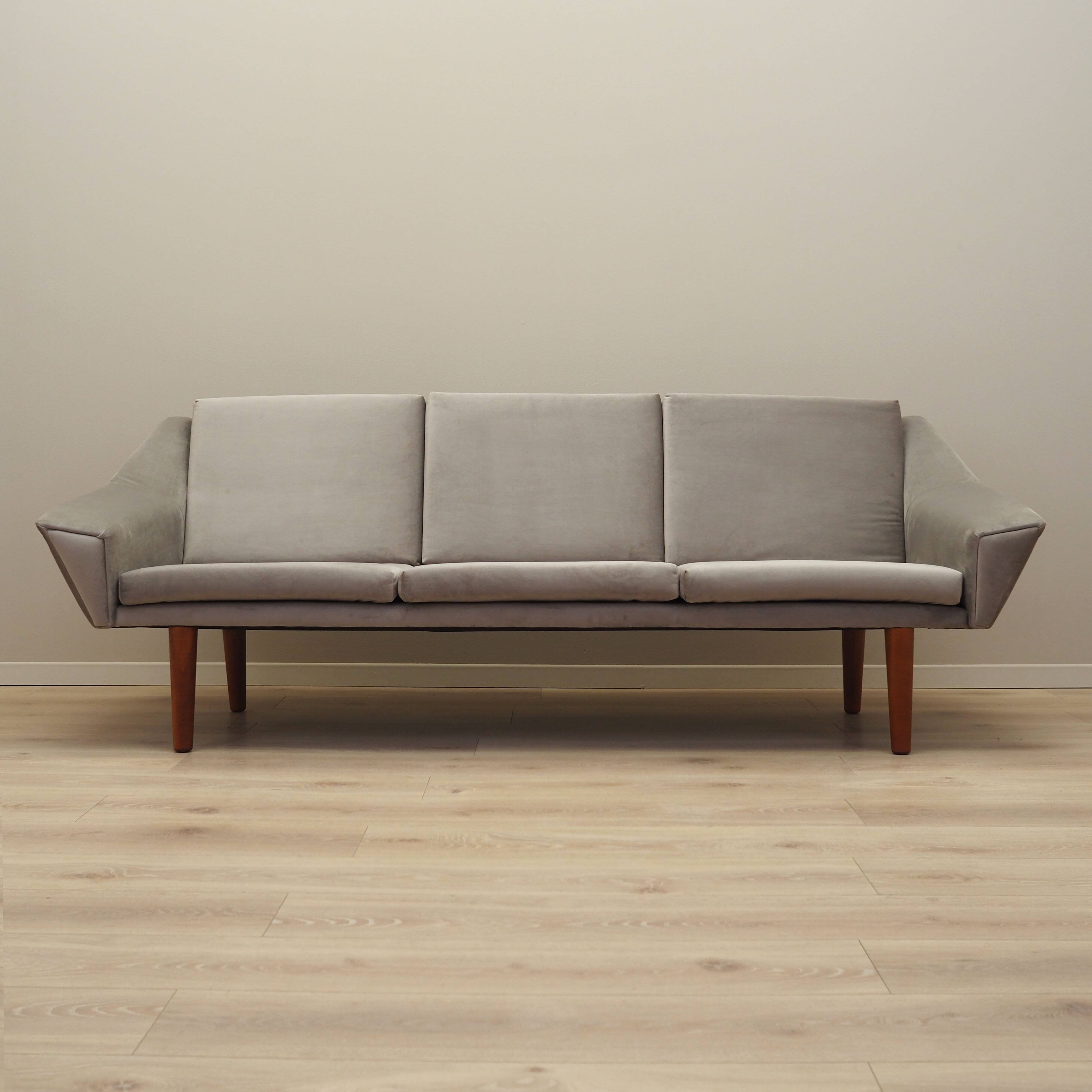Canapé danois en velours gris, années 1980