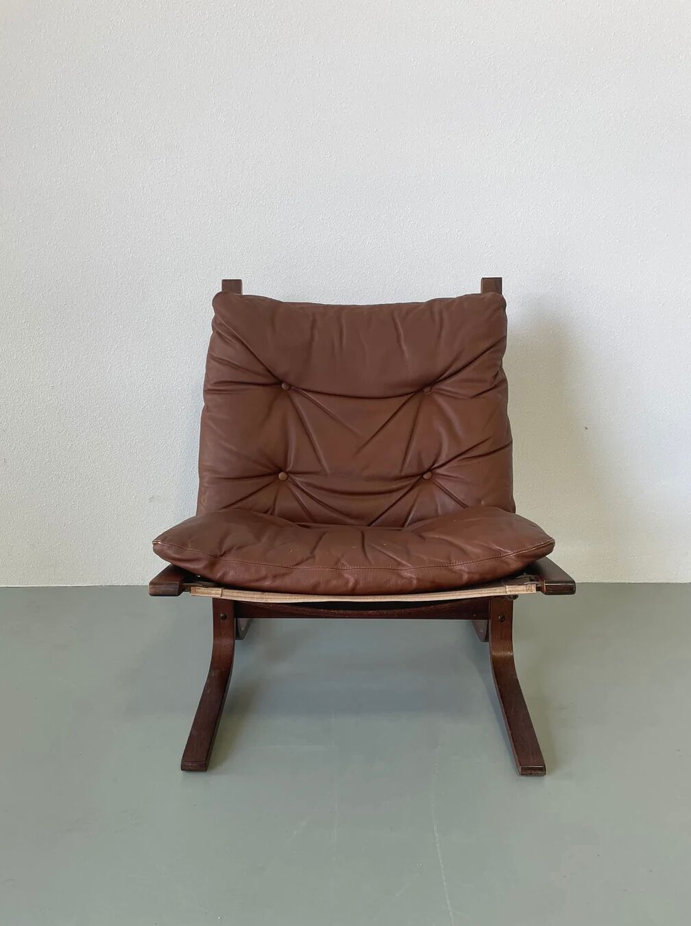 Vintage leather lounge chair Ingmar Relling