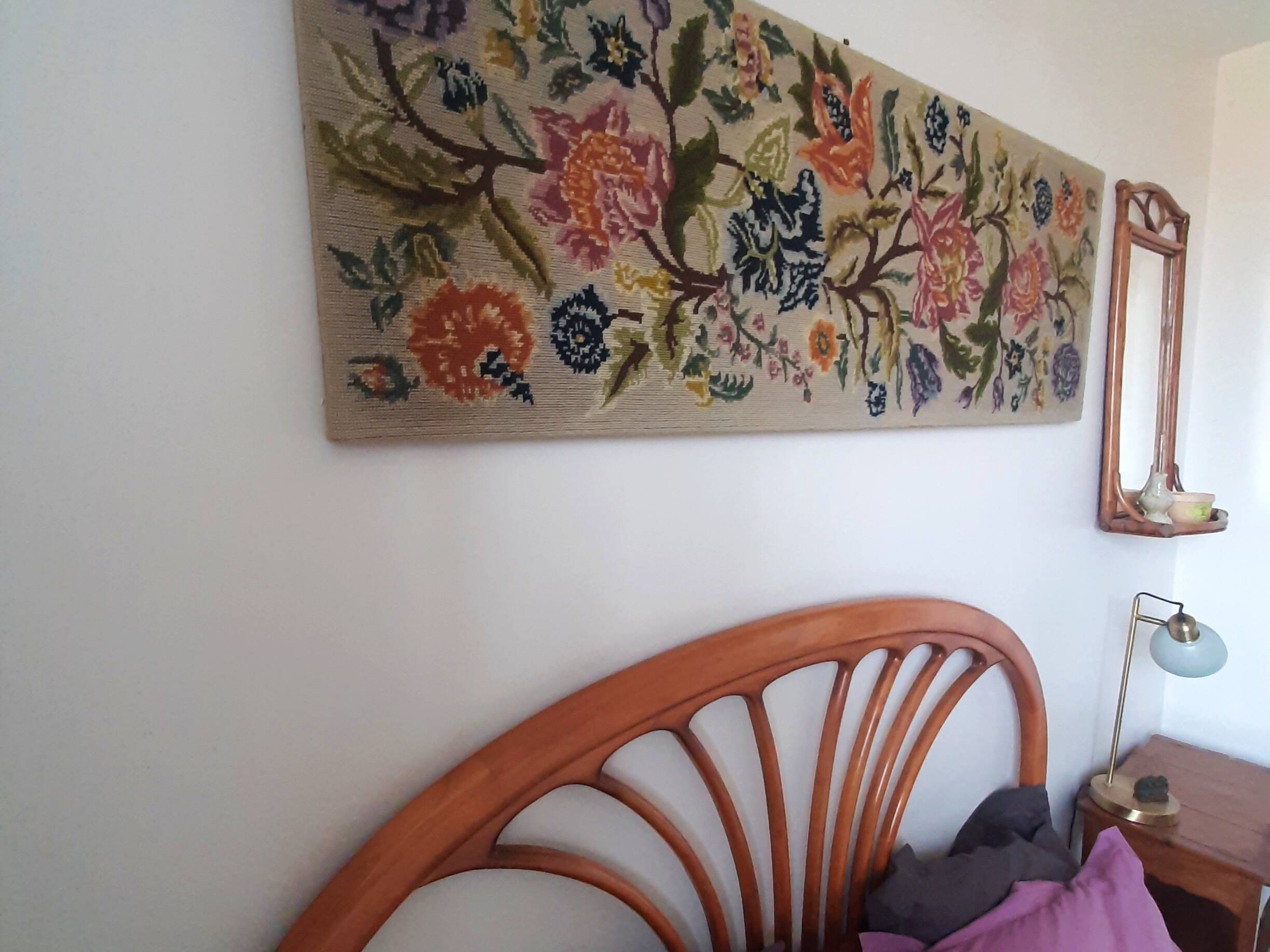 1970s wall tapestry with large multicoloured flowers