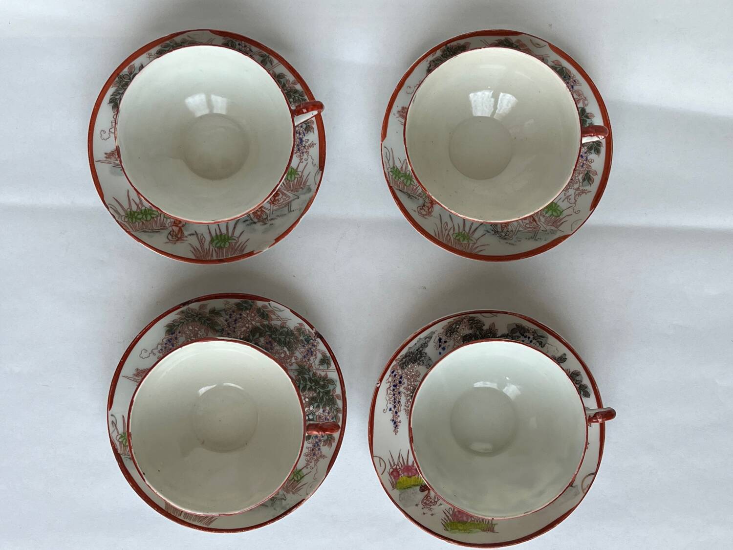 4 Chinese porcelain tea cups