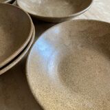 Hollow plates in old stoneware