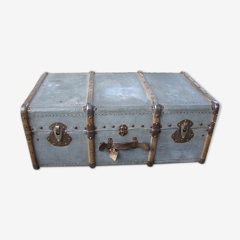 Old wooden travel trunk