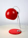 Lampe de table rouge du milieu du siècle