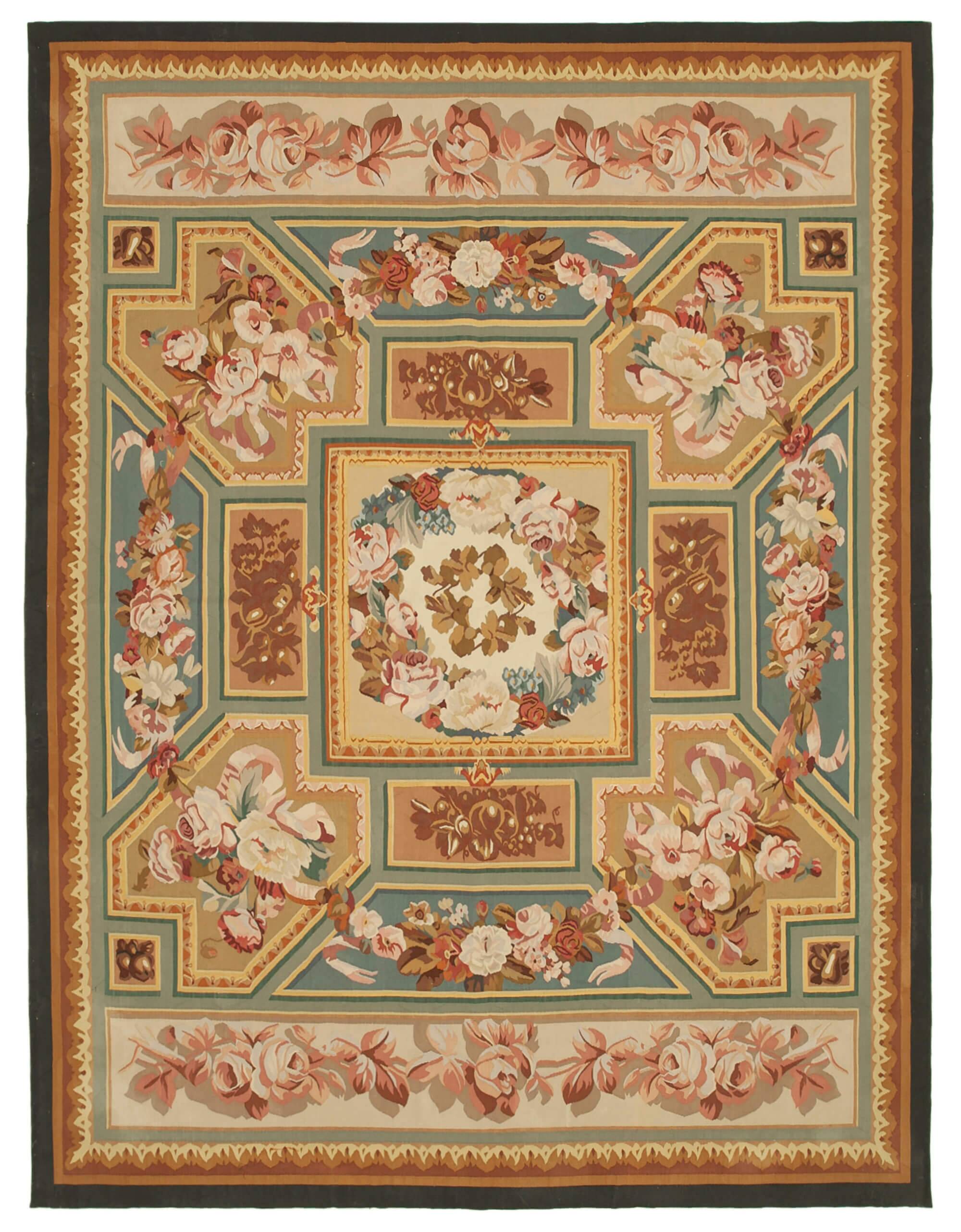 Handmade European Vintage Aubusson Kilim 275 cm x 364 cm