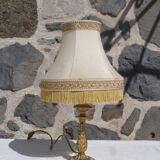 Classic lamp with fringed shade