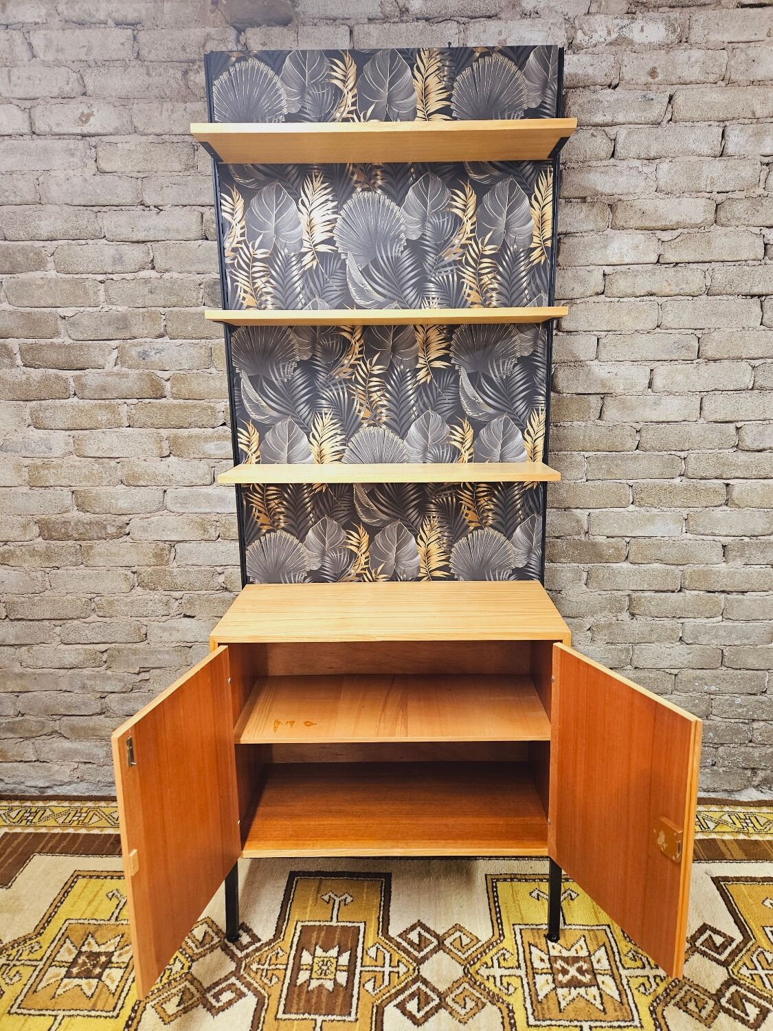 Modular furniture with vintage shelves year 1970