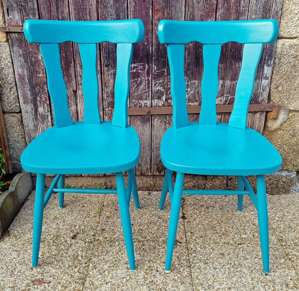 Pair of bistro chairs, Louisiana model, wooden, Baumann, 70s