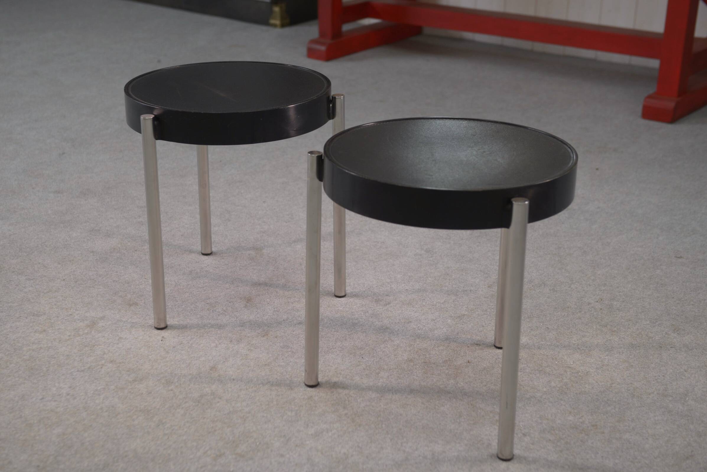 Pair of side tables by Tavolino Brighella for Zanotta 1980s