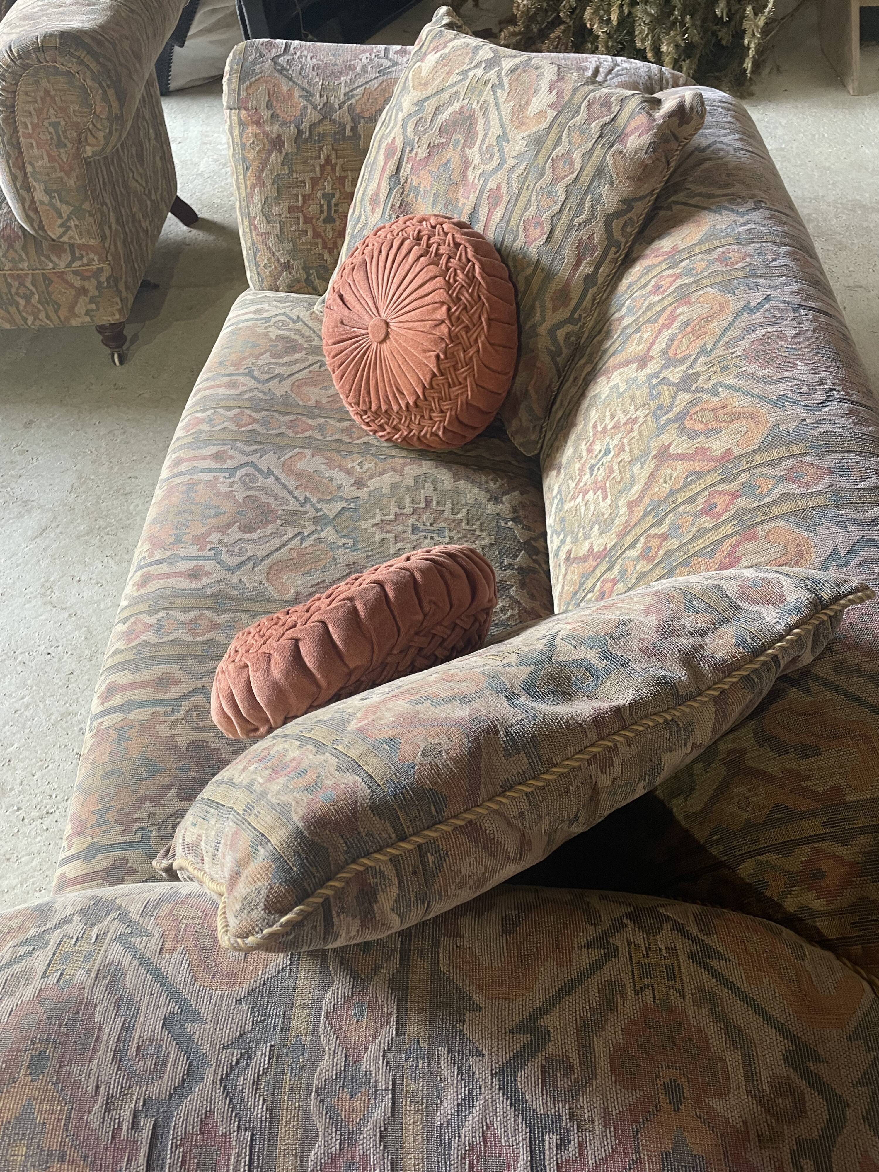 2-seater upholstered sofa