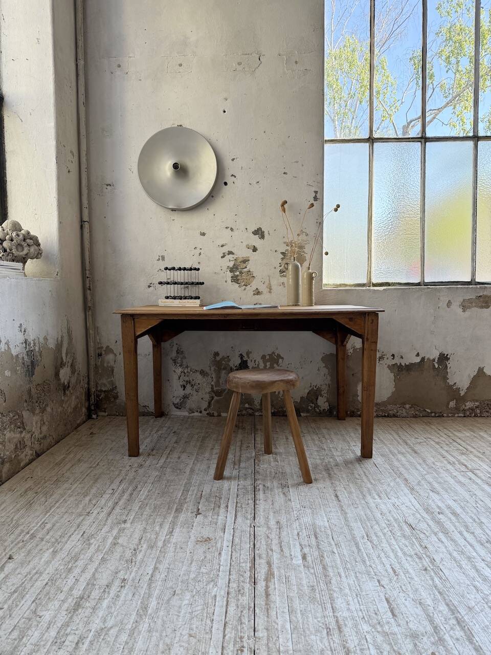 Oak desk with spindle legs, 1950s
