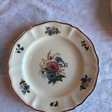 Set of 11 earthenware plates from the Sarreguemines factory, model