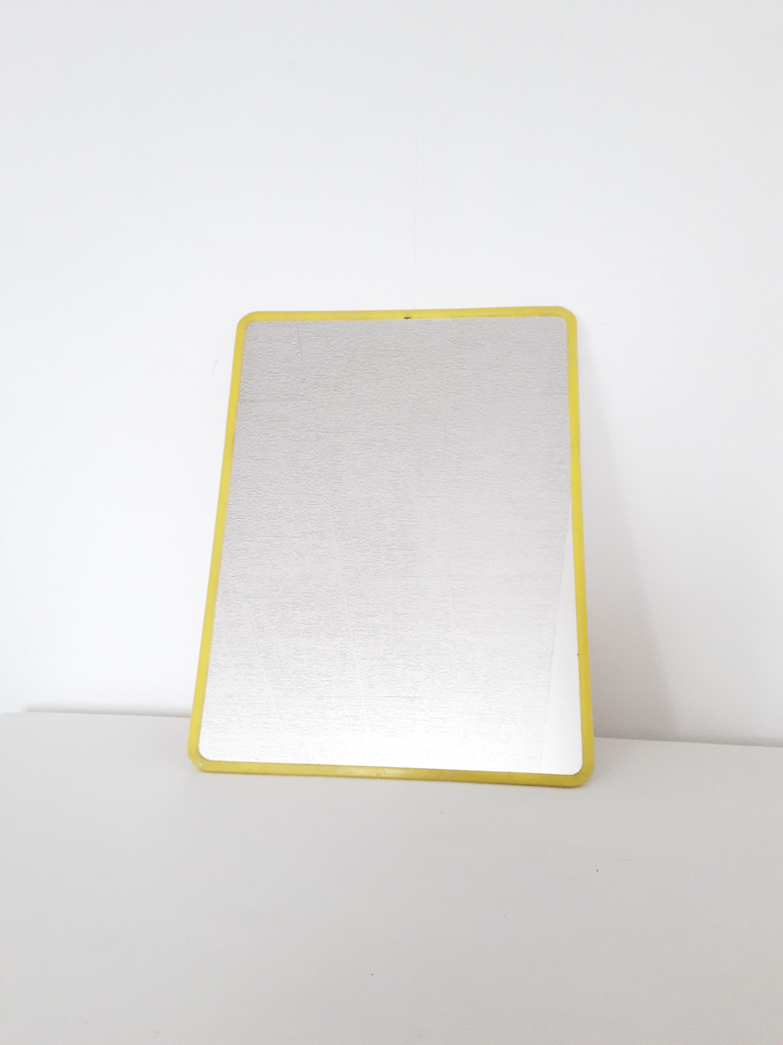Wall-mounted barber mirror - Rectangle - yellow plastic outline - 1970 29x38cm