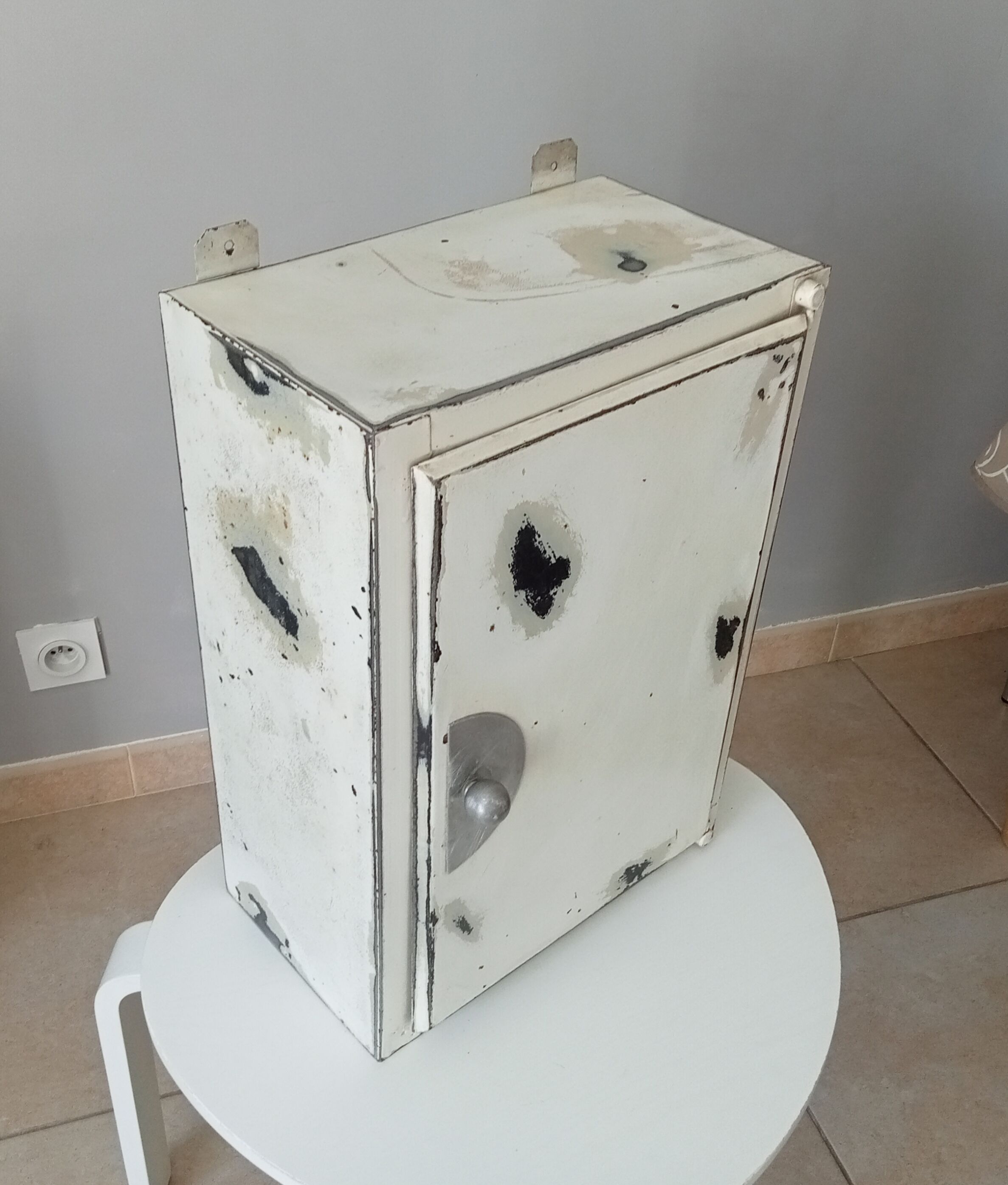 Vintage medicine cabinet 60s/70s