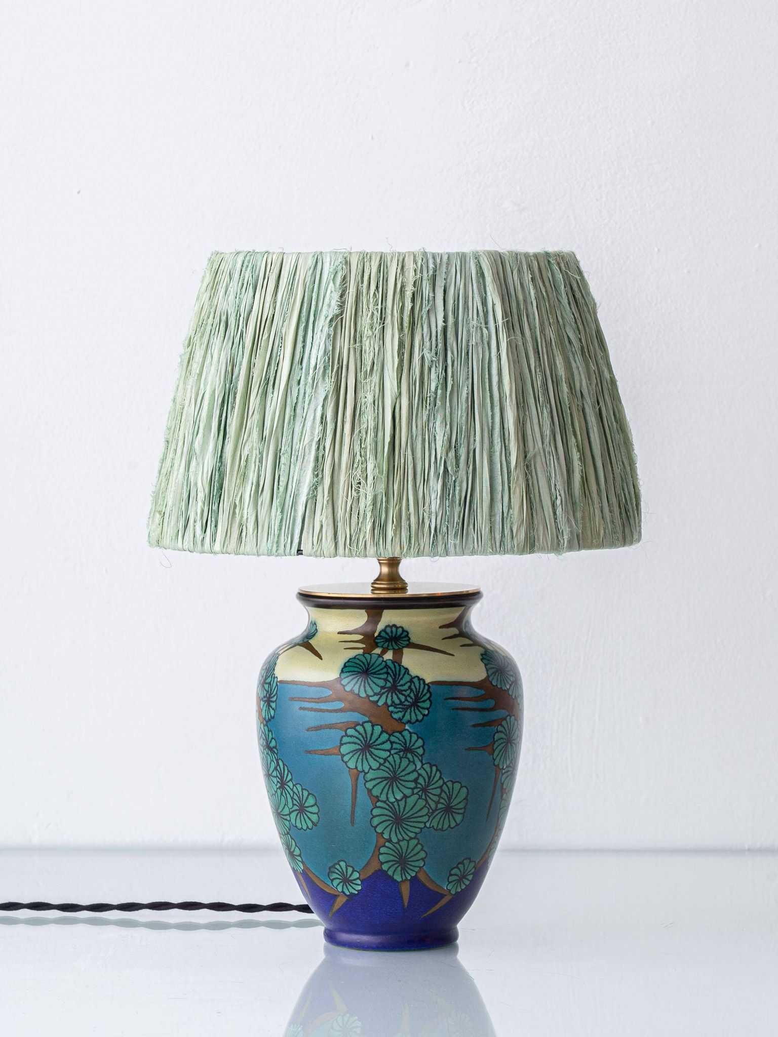 Art Deco Japonisme ceramic table lamp, 1928, new silk sari ribbon lampshade.