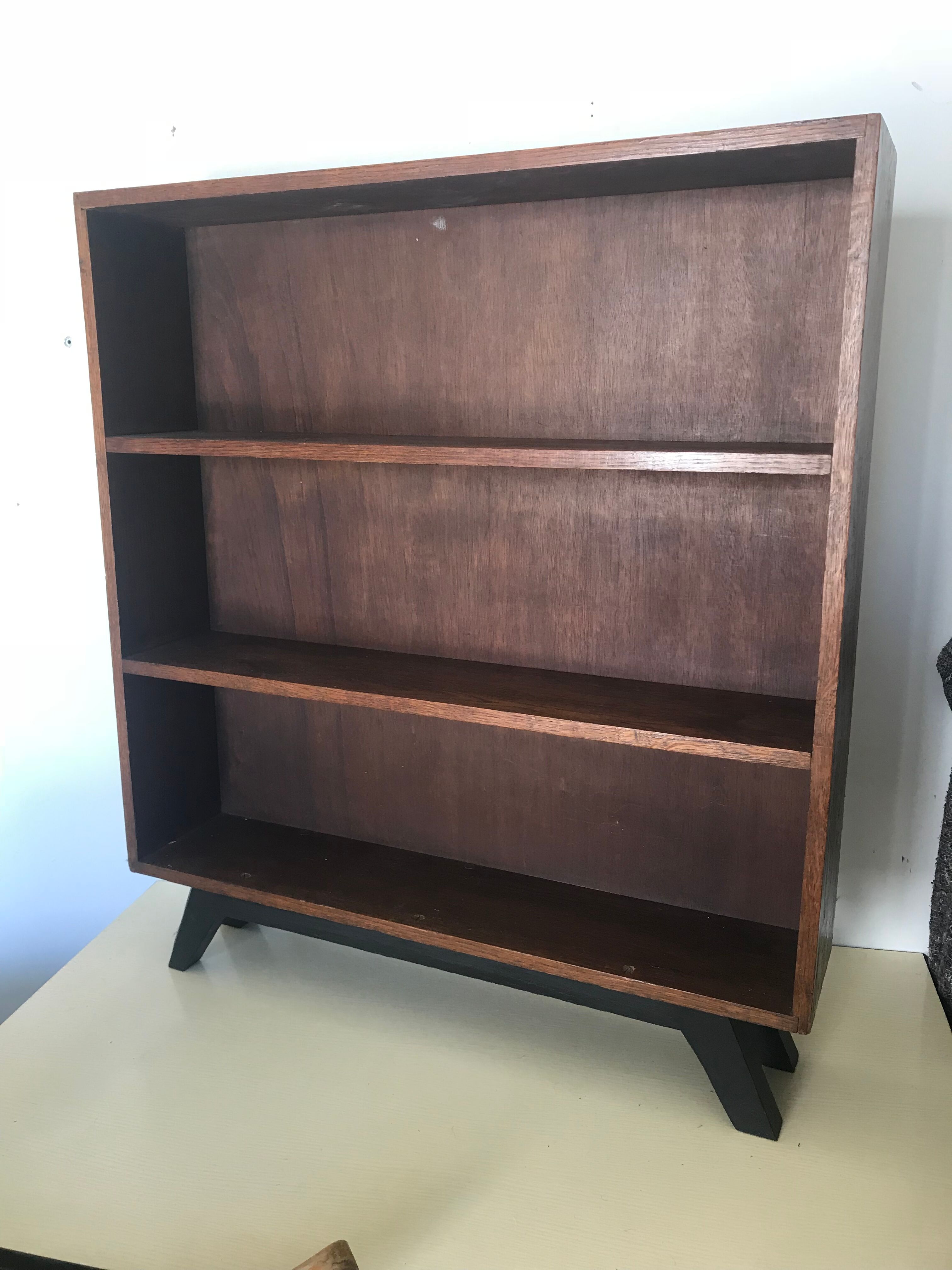 Vintage compass feet library