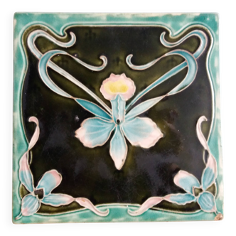 Art Nouveau trivet, glazed ceramic, signed