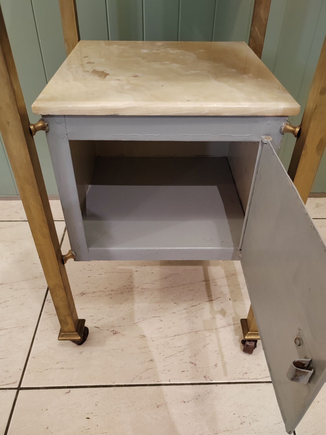 Nightstand accent table
