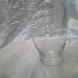 Carafe en verre gravé