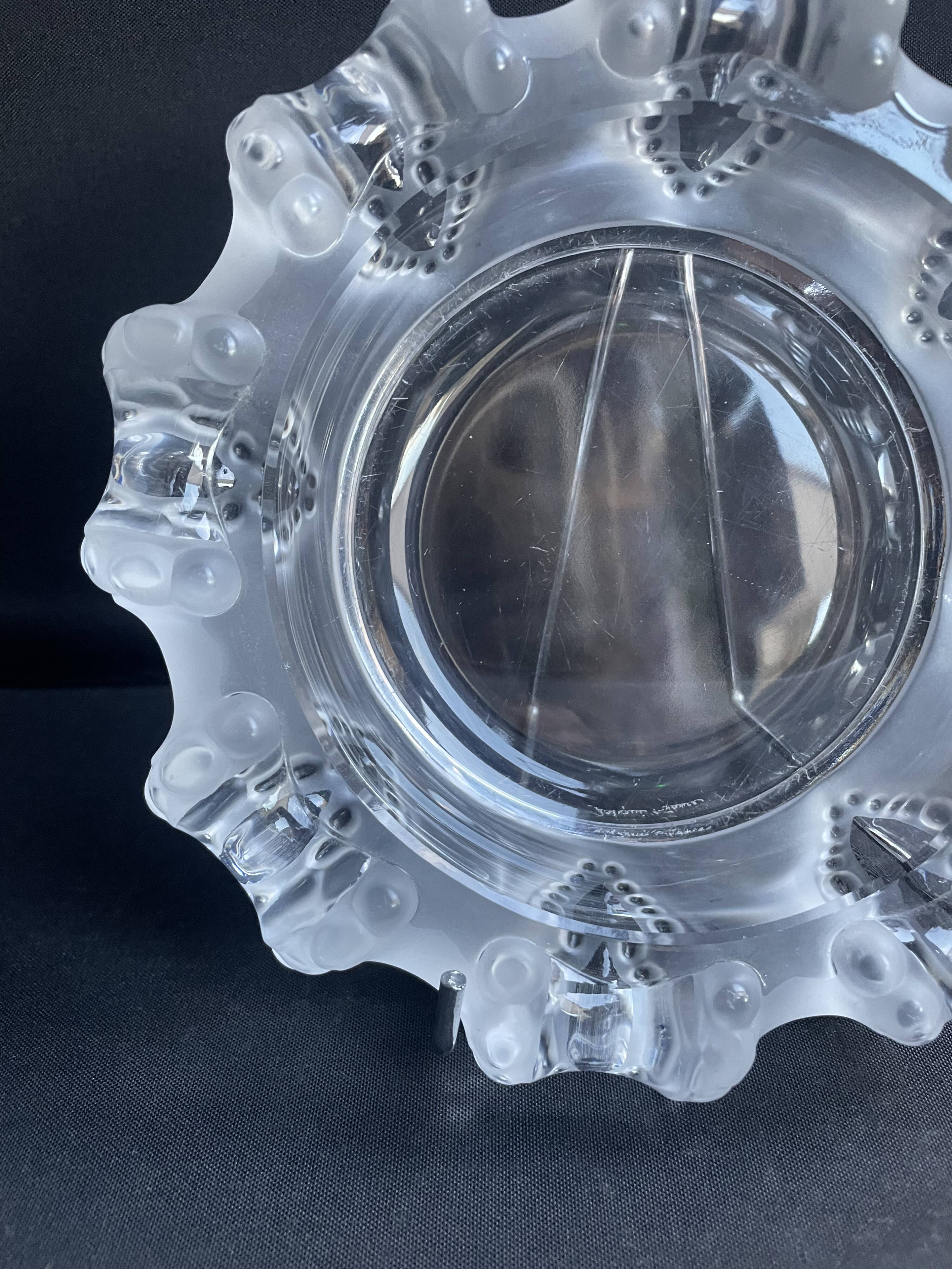 Large Lalique ashtray “Cannes” model