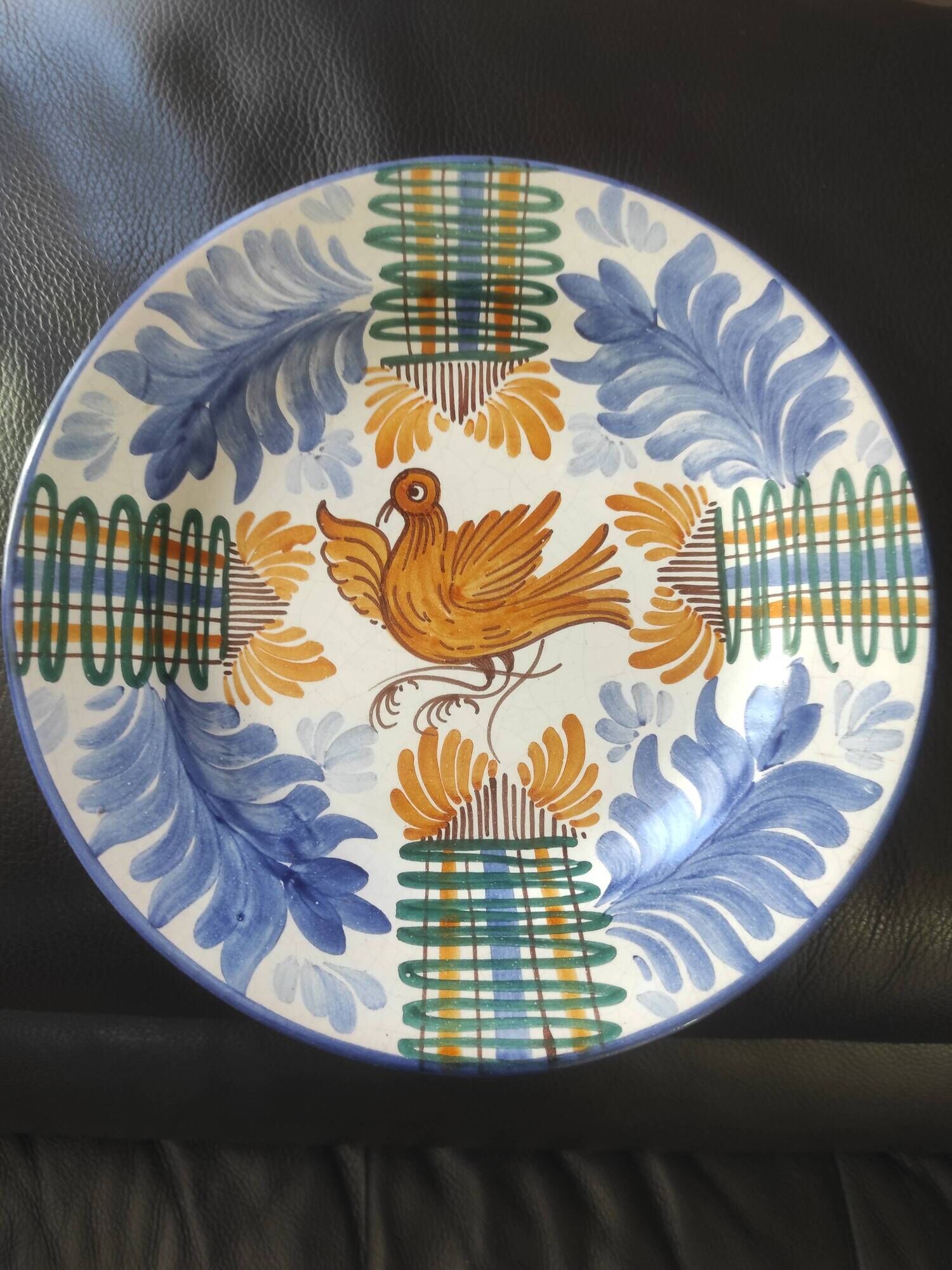 Spanish plate signed Vicente Martinez