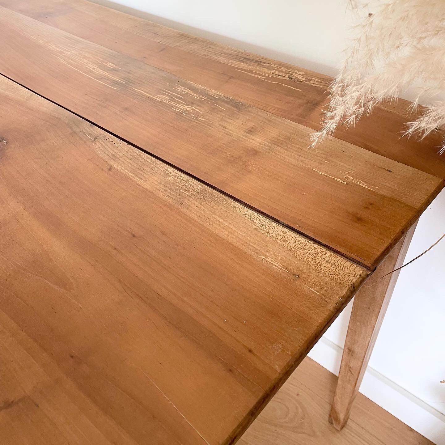 Farm table type desk