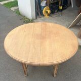 Round table