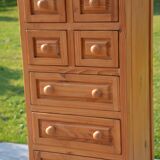 solid pine chest of drawers/chest of drawers