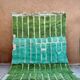 Tapis marocain vert amande et bleu vert à reliefs moderne