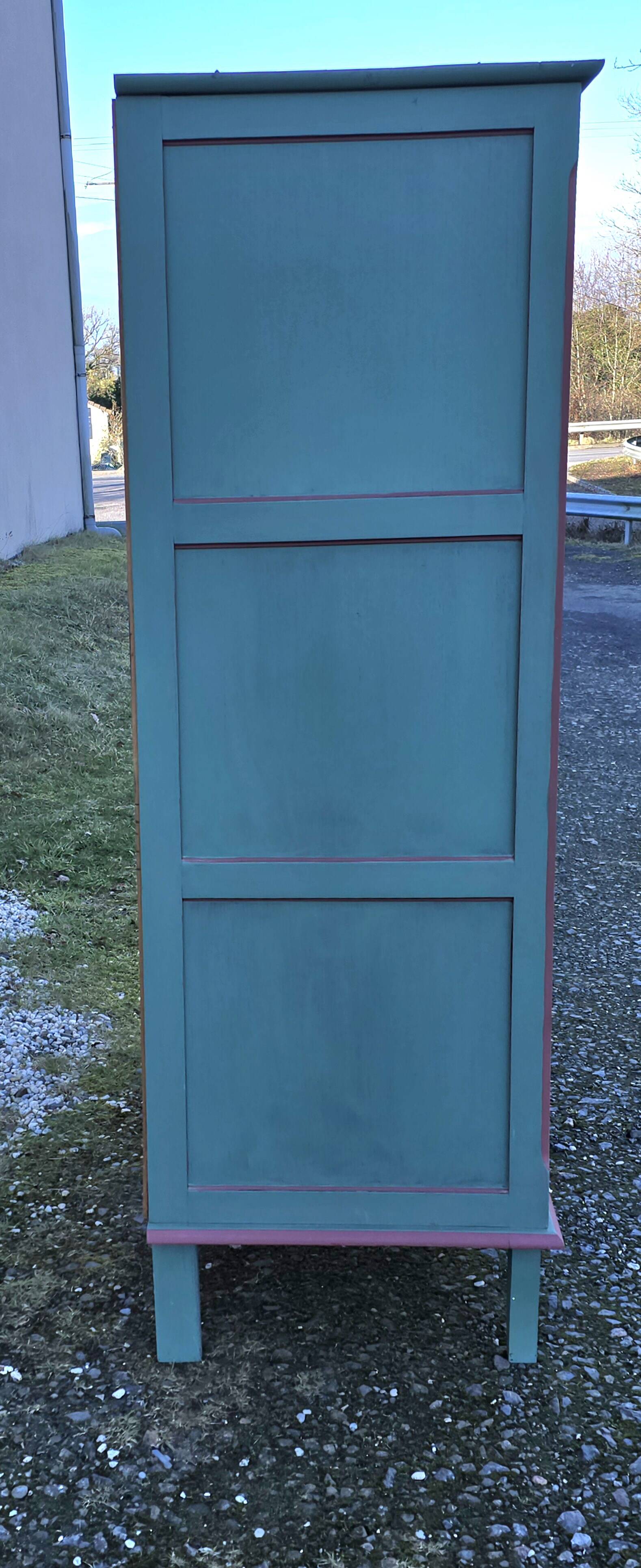 vintage parisian wardrobe