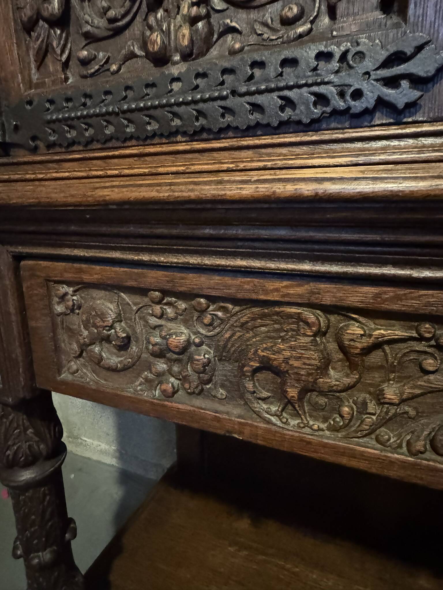 Antique buffet richly carved – Renaissance / Henry II style