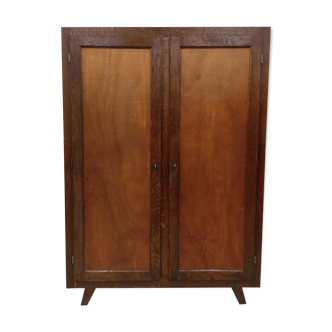 Armoire vintage pieds compas